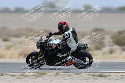 media/May-05-2025-Moto Forza (Mon) [[3c1838c5e5]]/2-B Group/Session 3 (Panning Test Turn 14 Inside)/